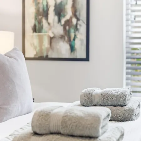 Lambert House Two Daire *