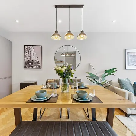 Lambert House Two * Harrogate